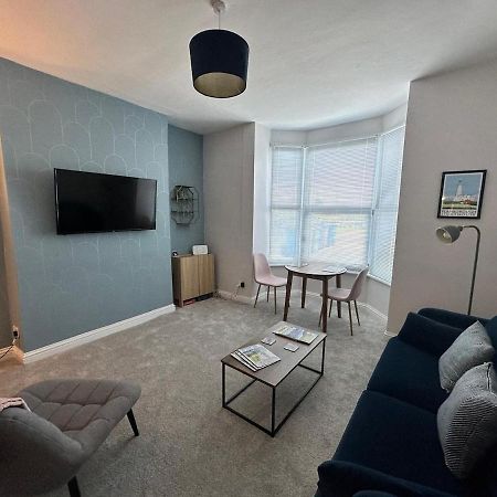 Marine View - Dog Friendly Apartment 500Ft From Beach Bridlington Dış mekan fotoğraf