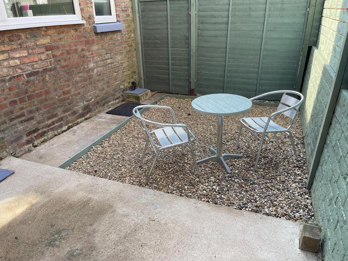 Marine View - Dog Friendly Apartment 500Ft From Beach Bridlington Dış mekan fotoğraf