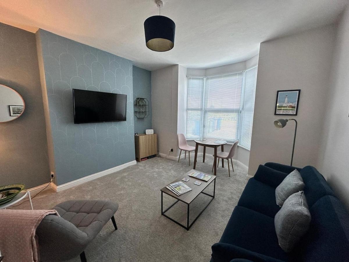 Marine View - Dog Friendly Apartment 500Ft From Beach Bridlington Dış mekan fotoğraf
